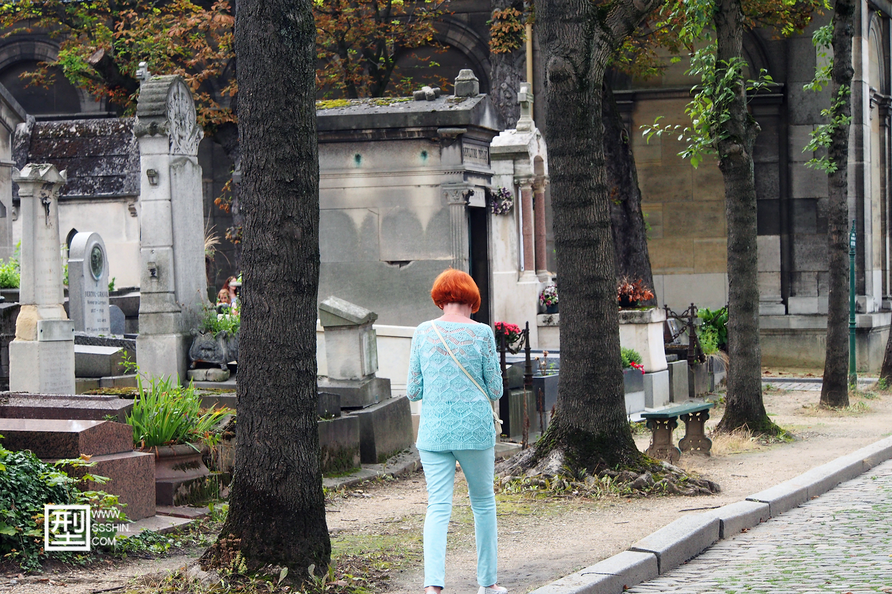 PereLachaise_02_1800x1200