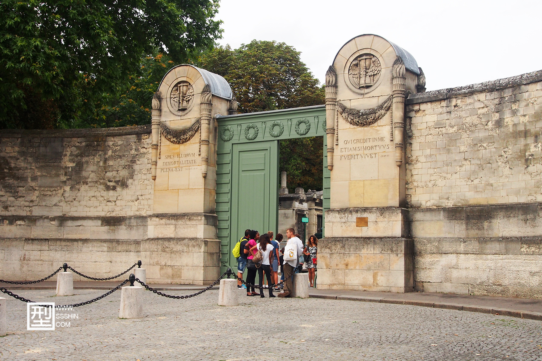 PereLachaise_11_1800x1200